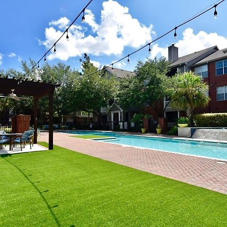 Lavish Apartment Near Houston Medical Centre Exterior photo